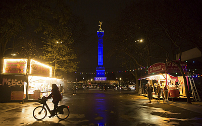 Illuminations de Noël place de la Bastille