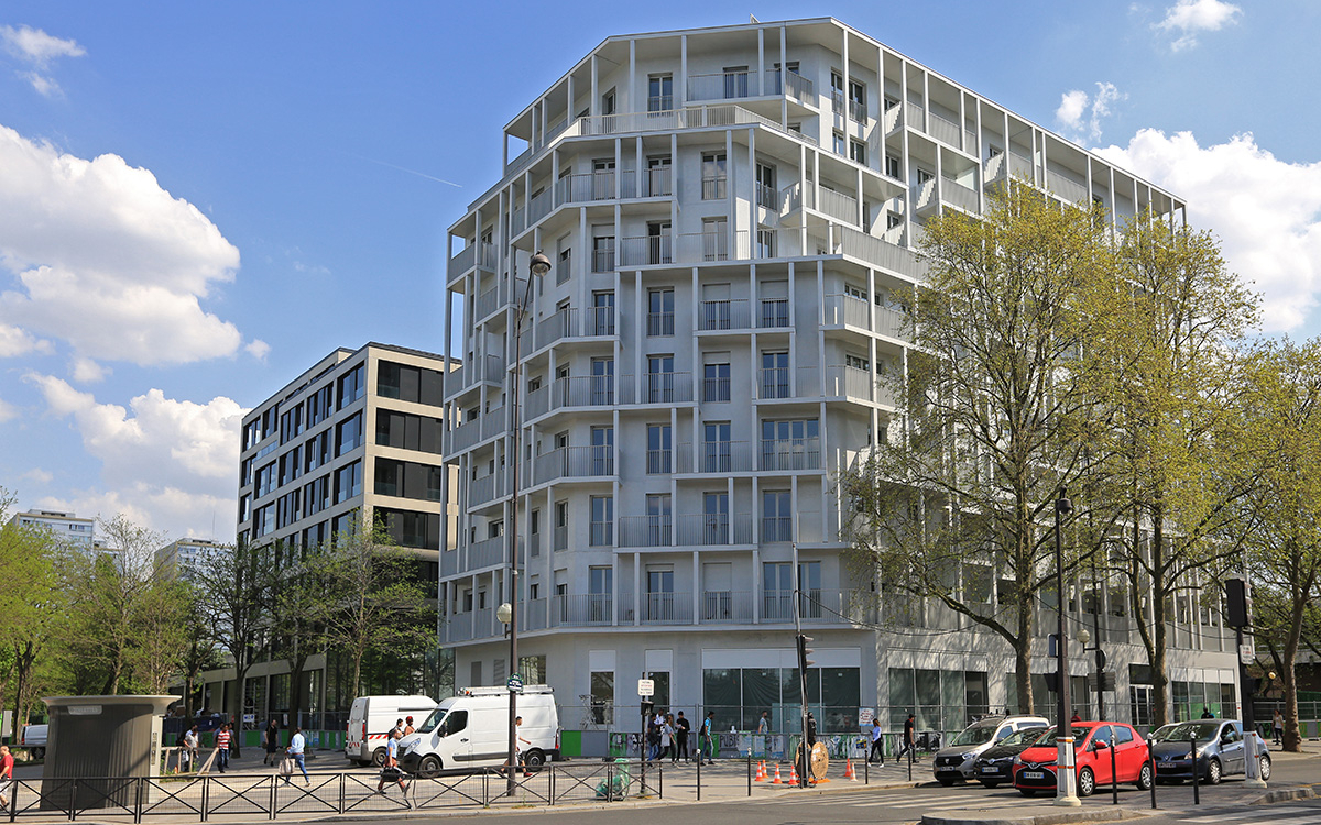 Porte de Clignancourt Croisset 18e