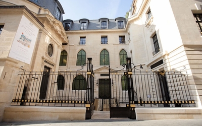 Au cœur de Paris, l’Hôtel de la Bûcherie abrite un lieu d'un nouveau genre : le Philanthro-Lab, consacré à la philanthropie