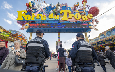 Deux policiers municipaux à la Foire du Trône