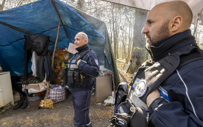 Visuels de l'Unité d'assistance aux sans-abri dans le bois de Vincennes